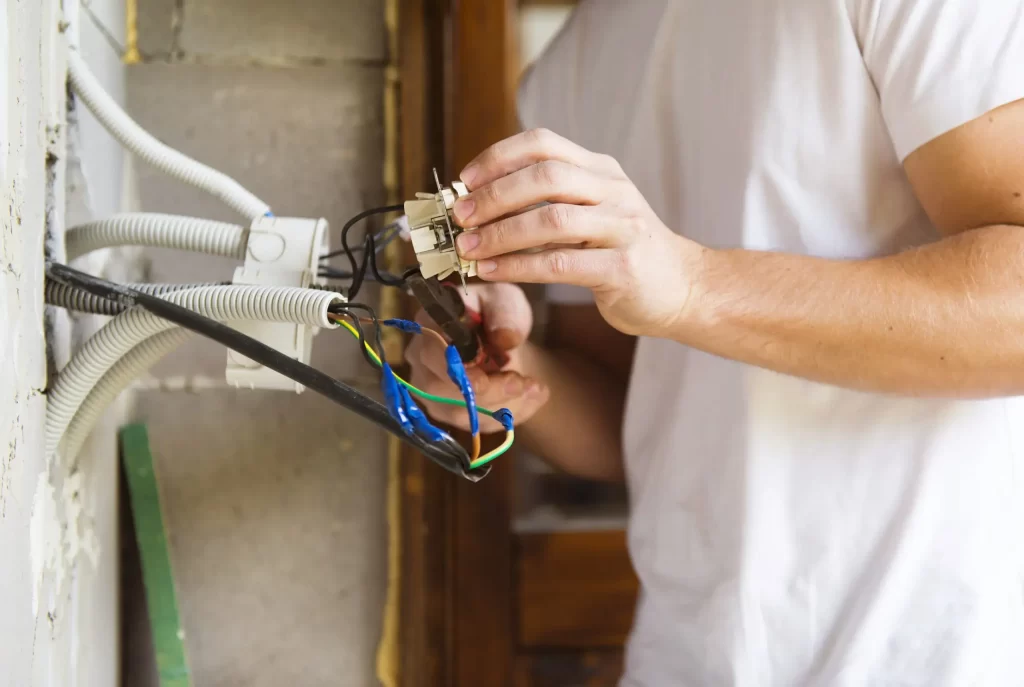 Electric Switchboard Repairing Service